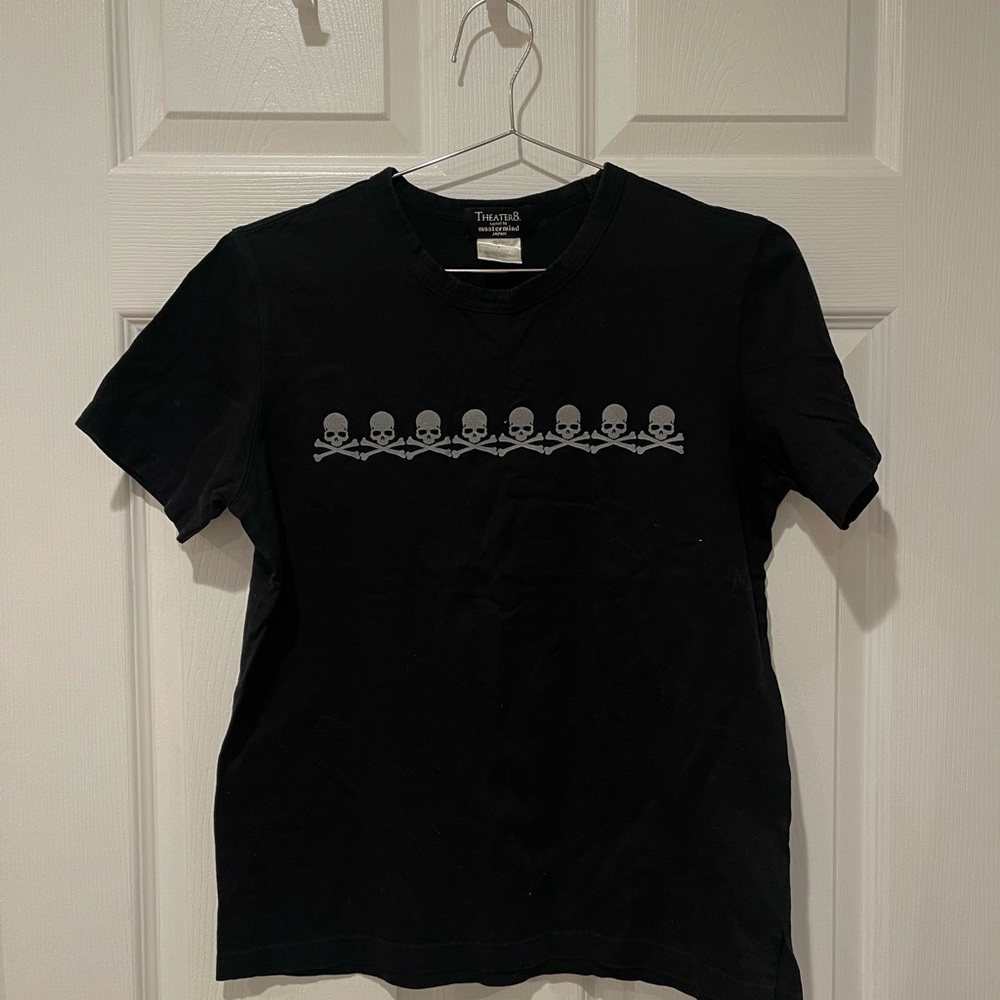 Mastermind Japan Black Tee with Skull Design - Picture 1 of 3